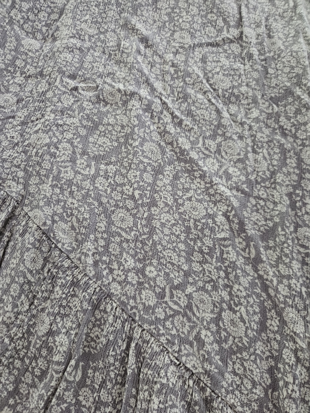 American Eagle Outfitters Wide Leg Floral Print Pants in Lilac and Cream - Picture 2 of 6